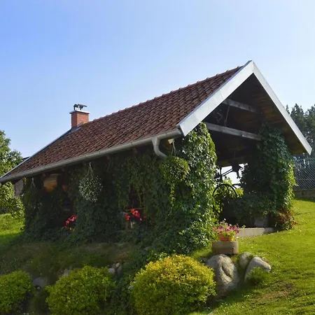 Holiday home Dom Pod Debem Majdy